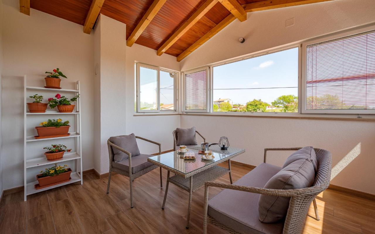 Apartments Nelle Pula Ngoại thất bức ảnh