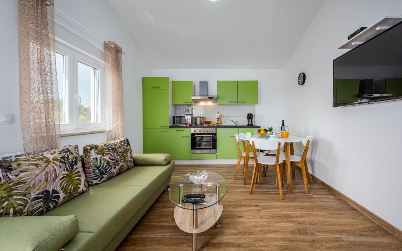 Apartments Nelle Pula Ngoại thất bức ảnh